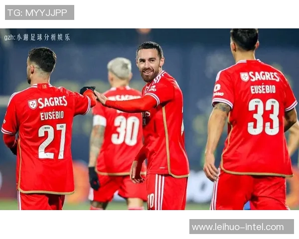 中超赛场惊现冷门本菲卡逆转里昂点球大战引发全场狂欢